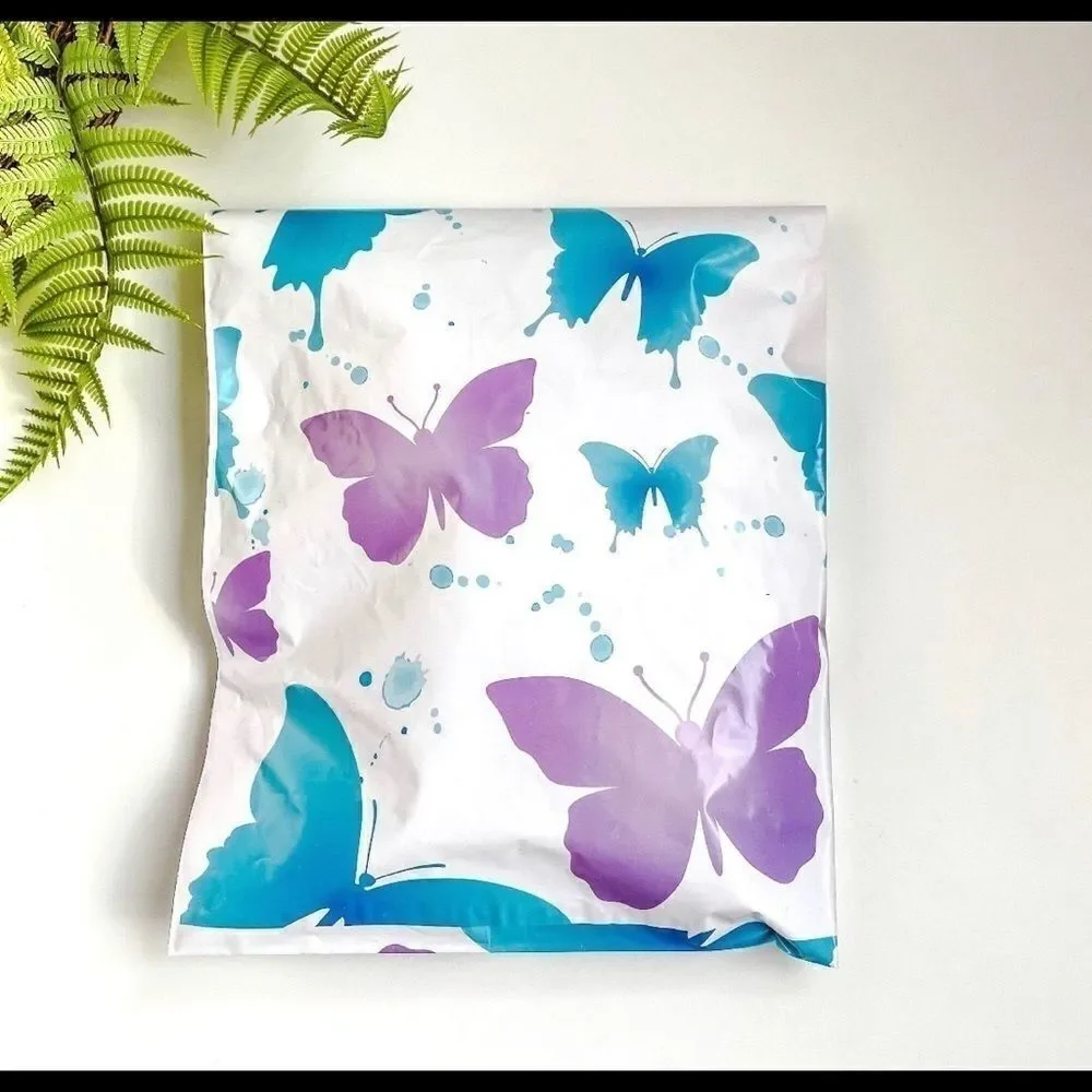 IN STOCK Listing of larger poly mailers 14x17
